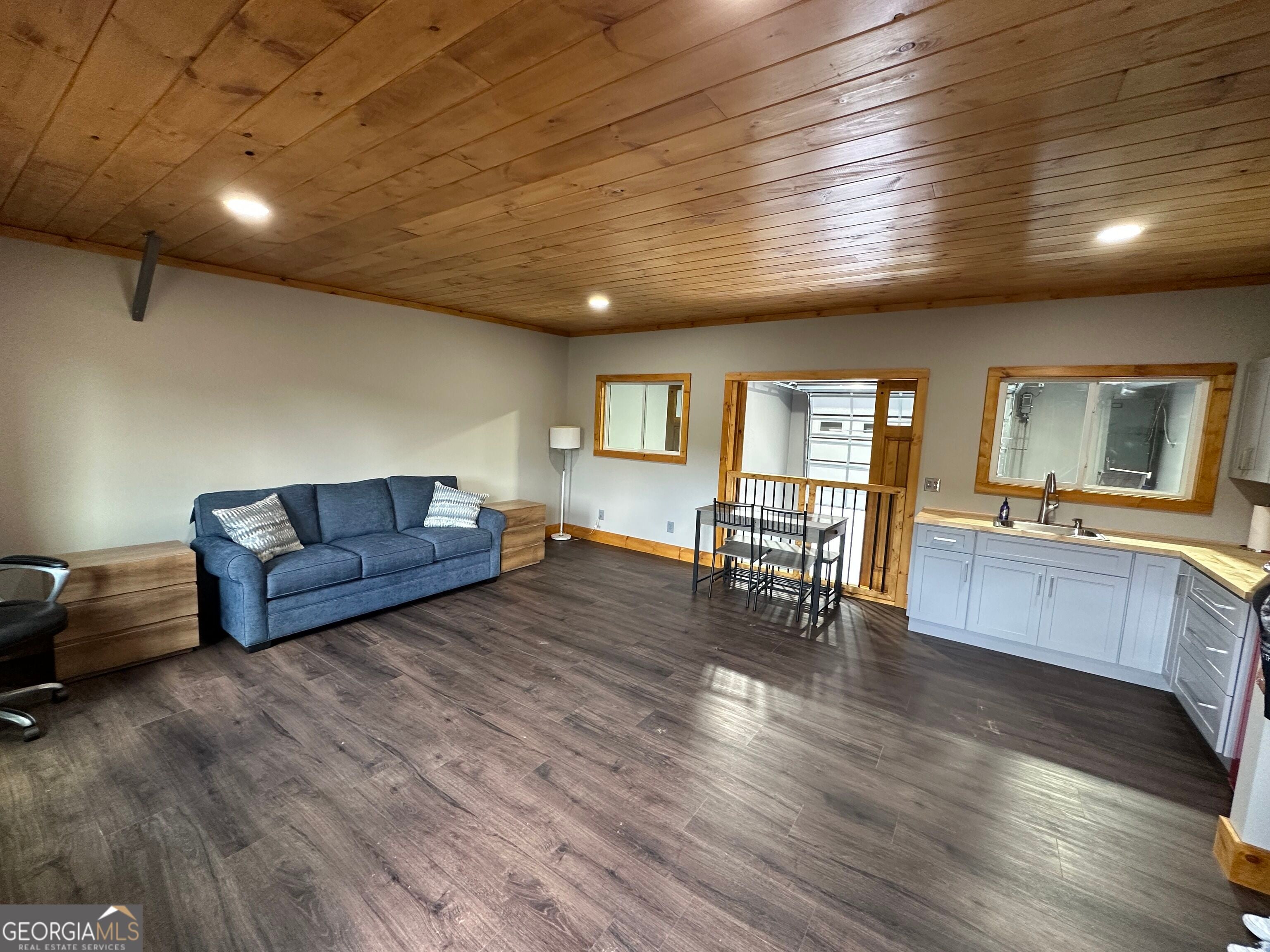 0 Barnard LN UNIT 202