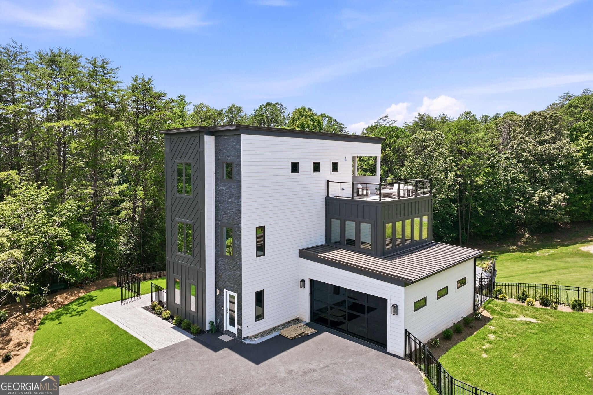 84 Schwarzwald Strasse