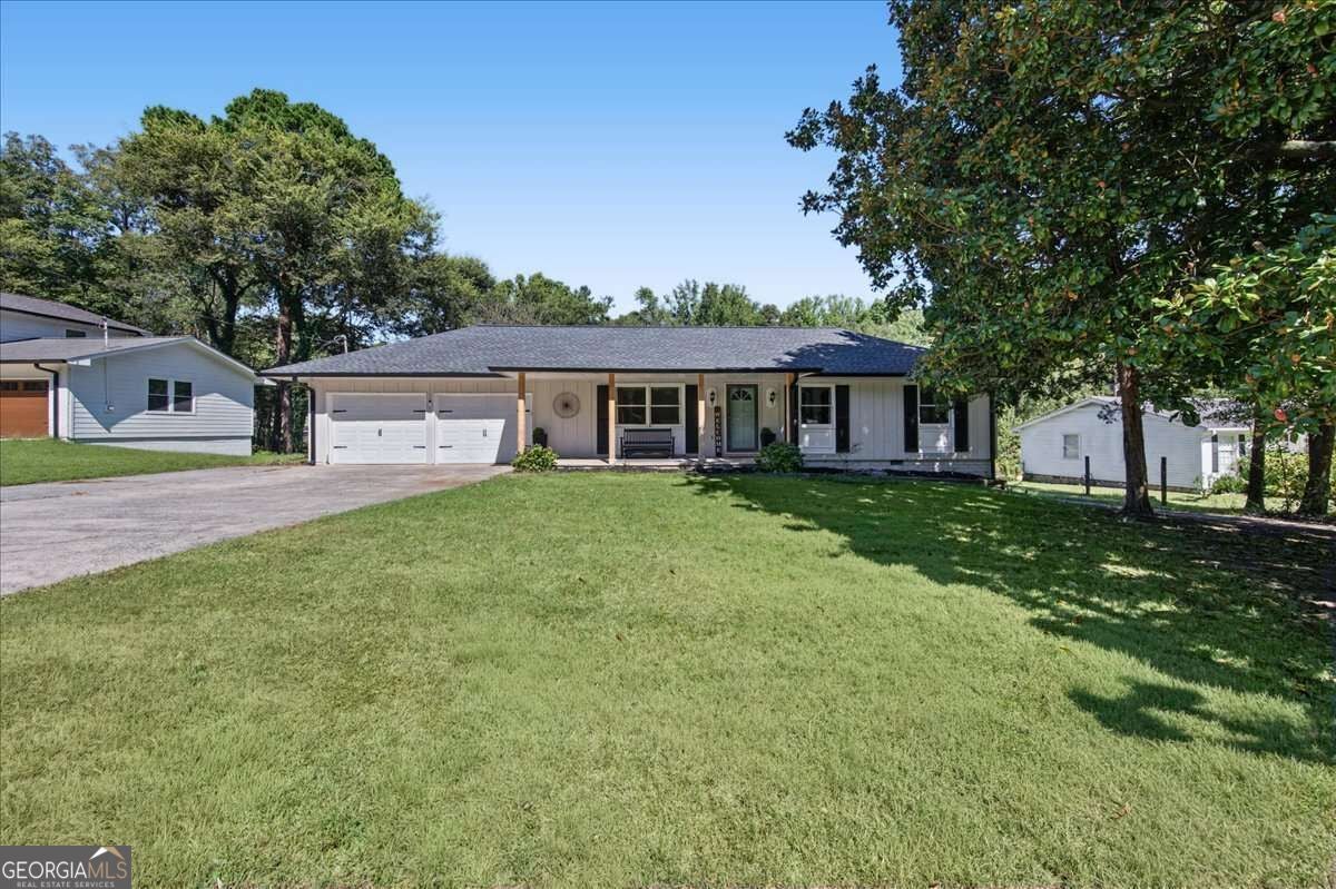 205 Woodglen DR