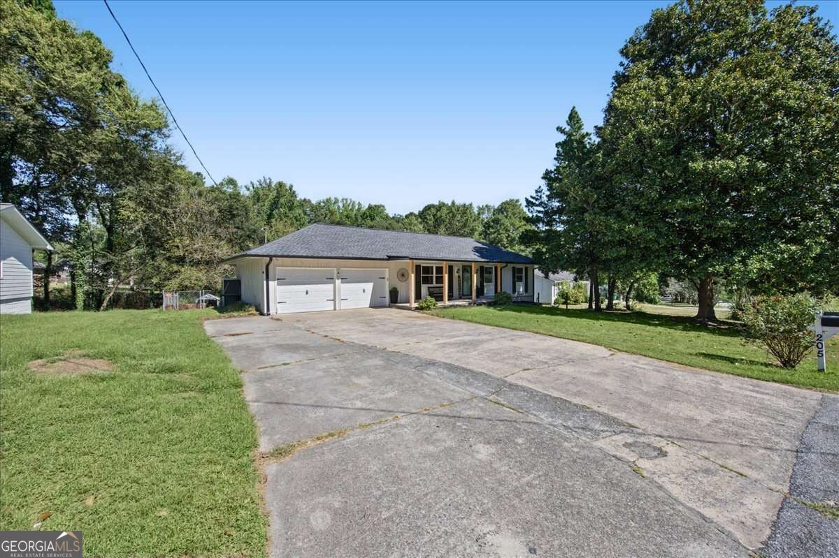 205 Woodglen DR