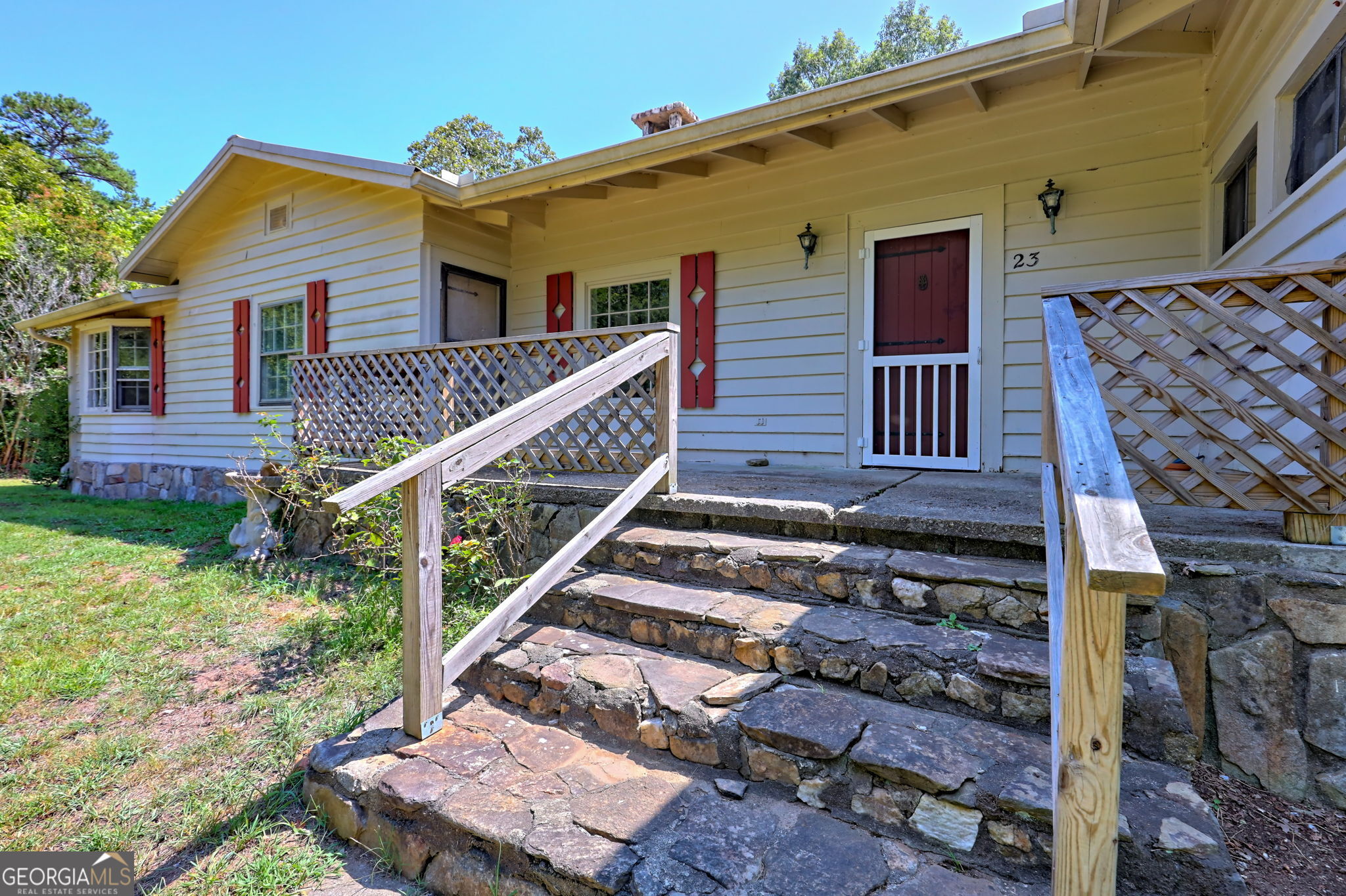 23 Tanglewood LN