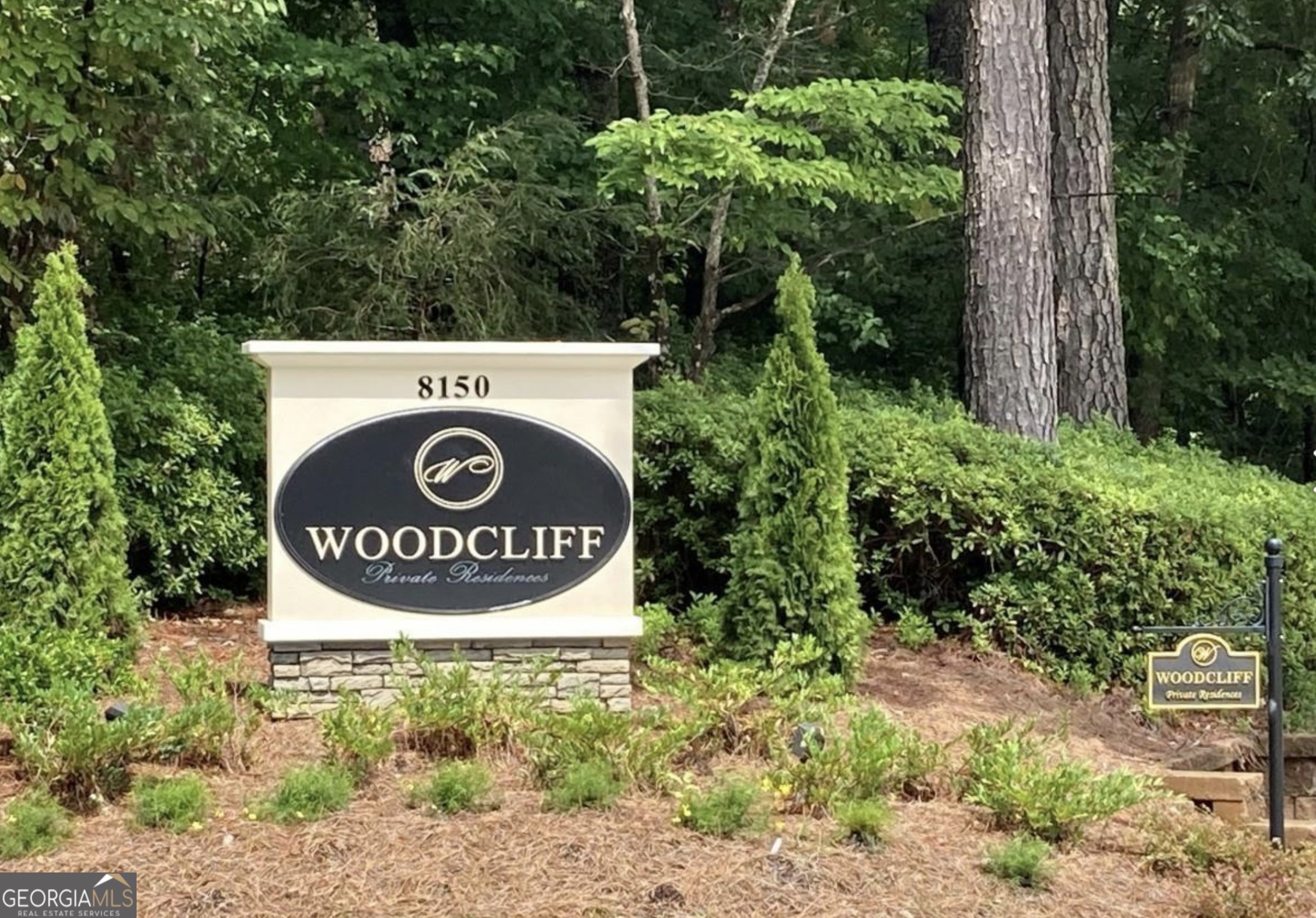 205 Woodcliff DR 205