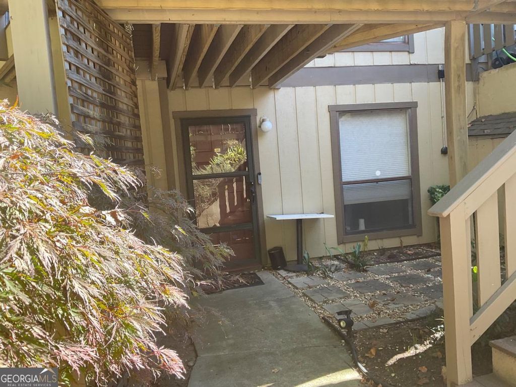 Photo of 205 Woodcliff Drive #205, Sandy Springs, GA 30350 (MLS # 10682605)