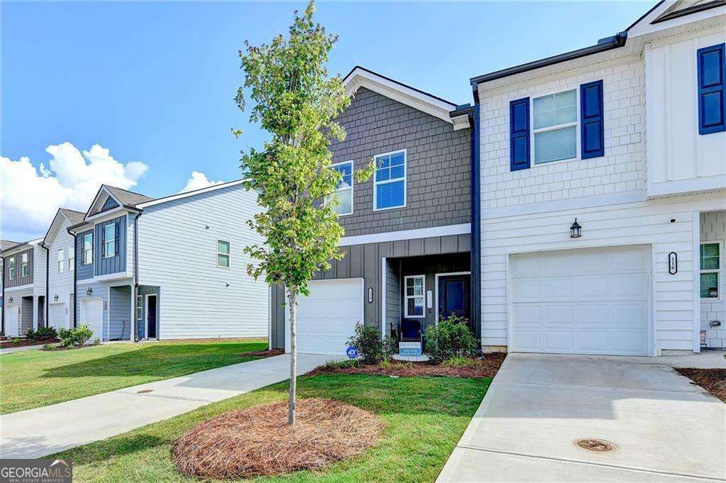 Photo of 120 Buckingham Lane, Hoschton, GA 30548 (MLS # 10674345)