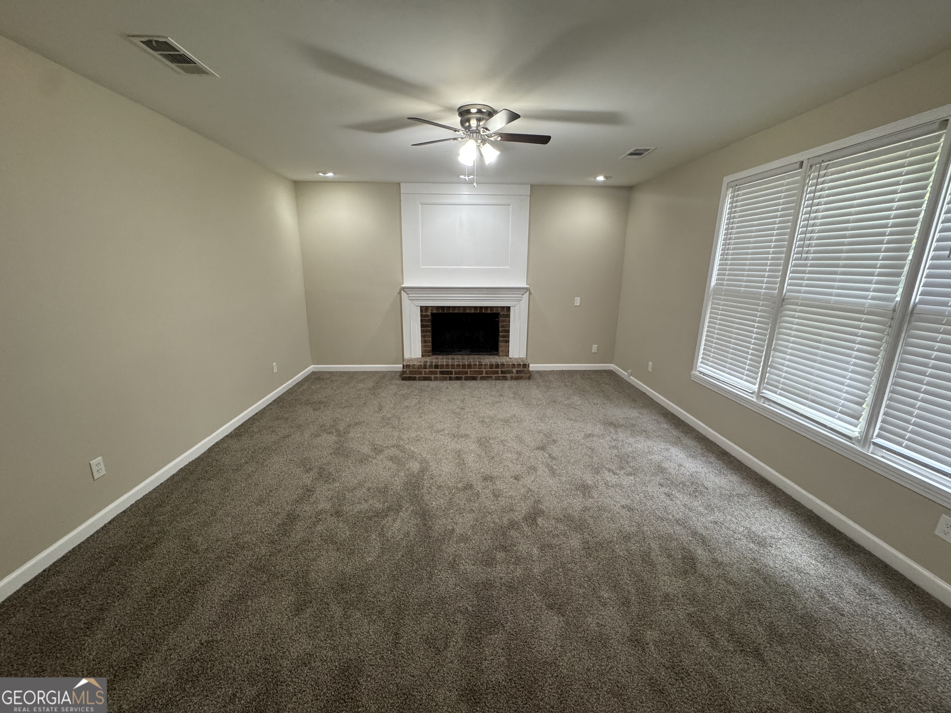 2365 Brentmoore PT