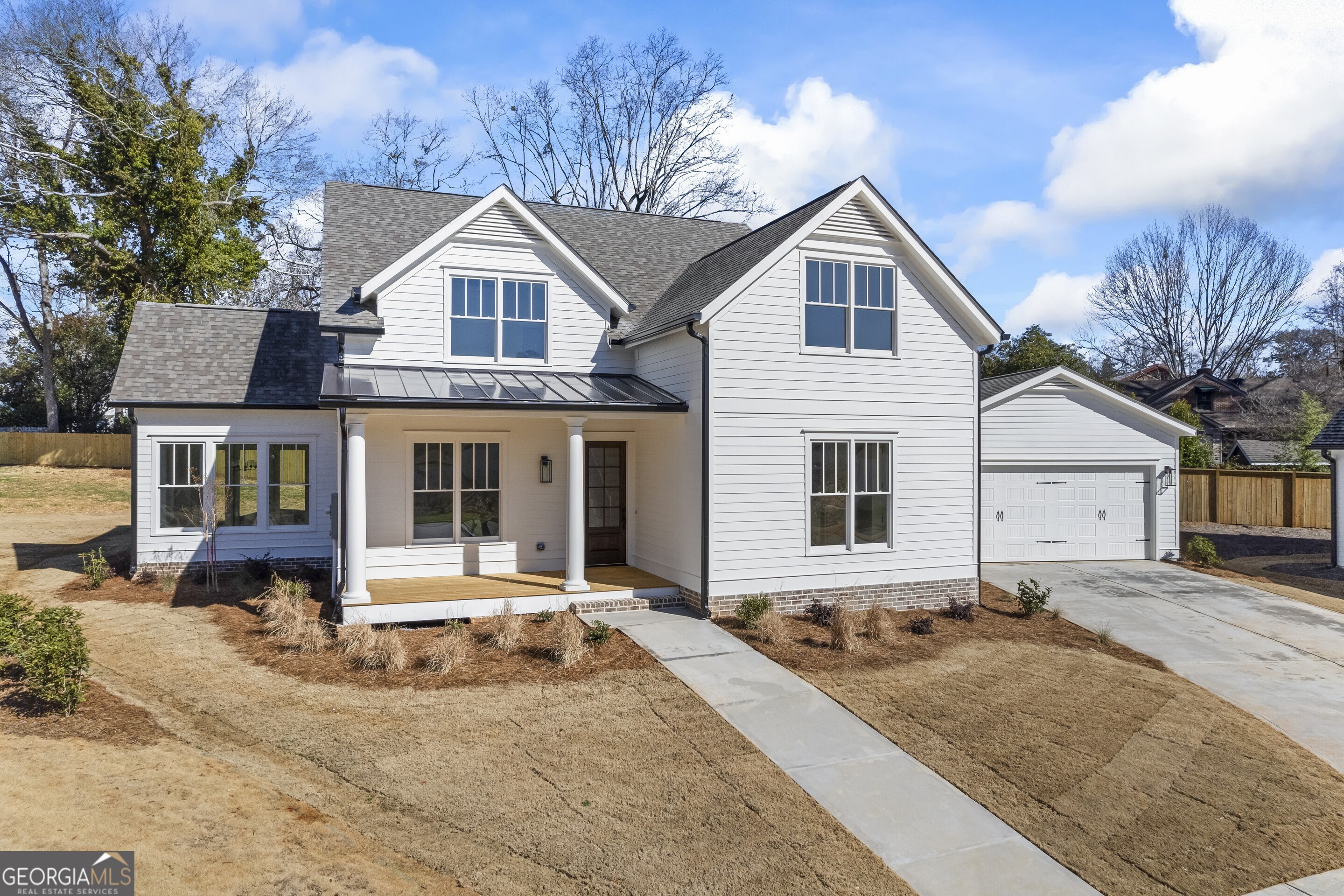 690 Foster Park LN