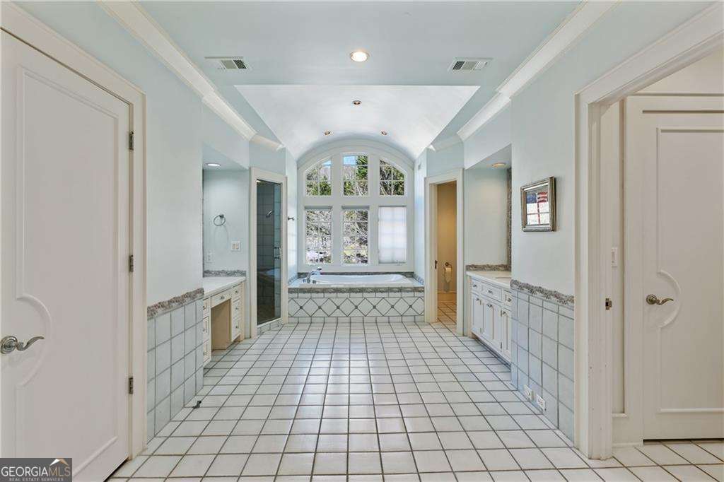 Country Club of the South - Residential