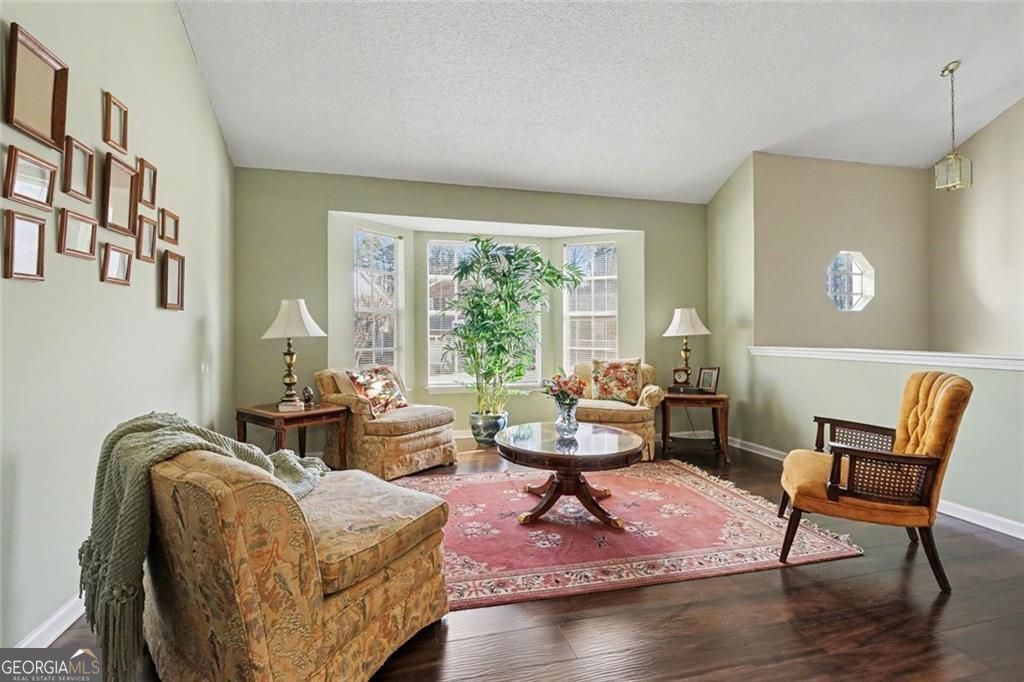 958 Redan Crescent DR