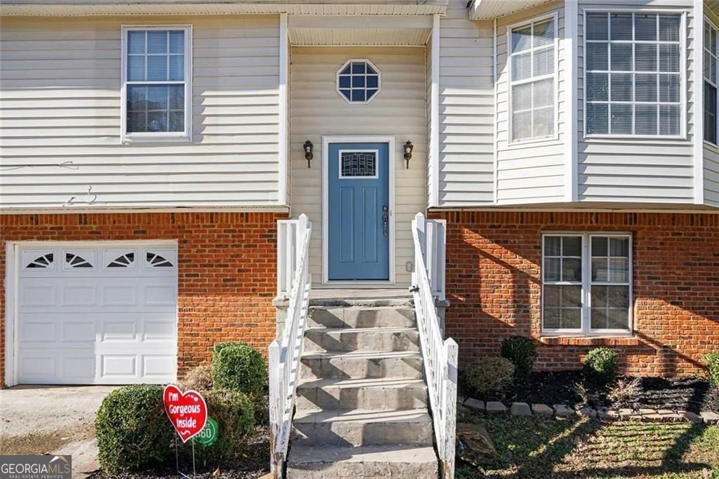 958 Redan Crescent DR