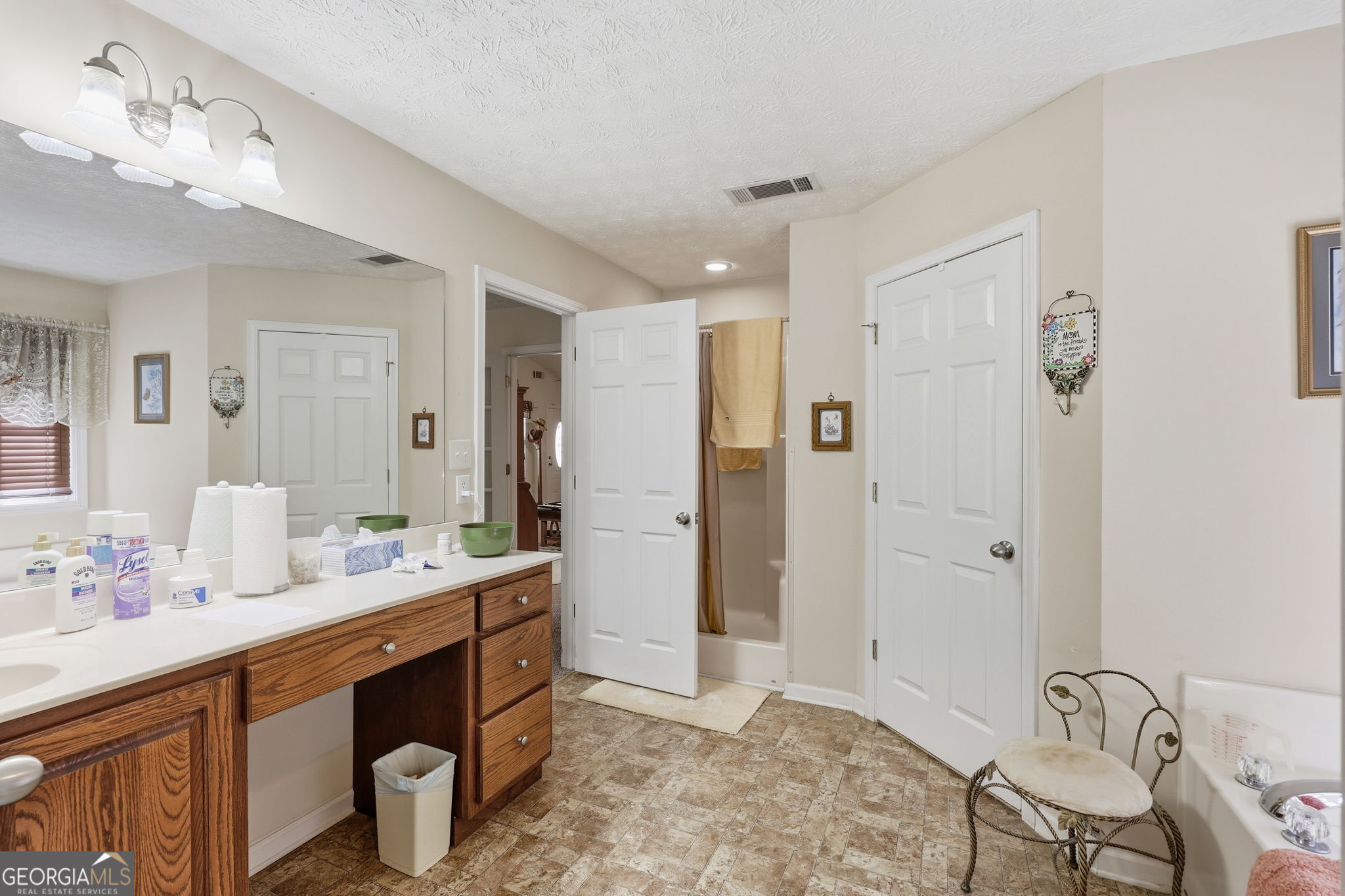 The Hills at Mountain View - Residential