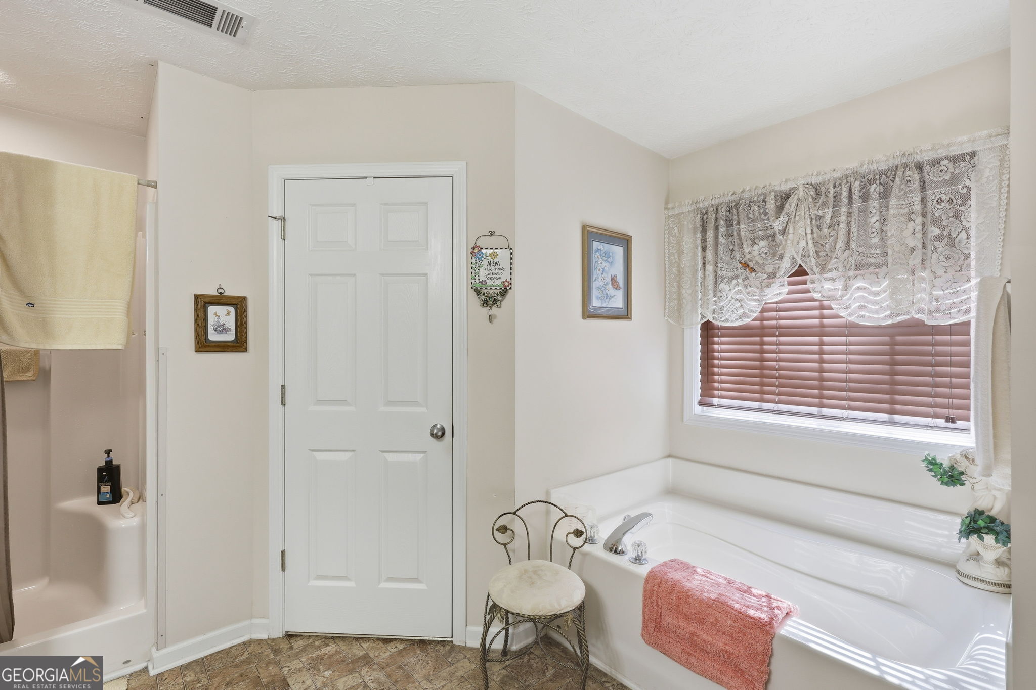 The Hills at Mountain View - Residential