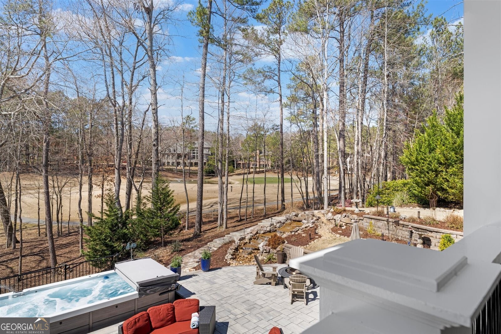 78 CUTHBERT LN NE