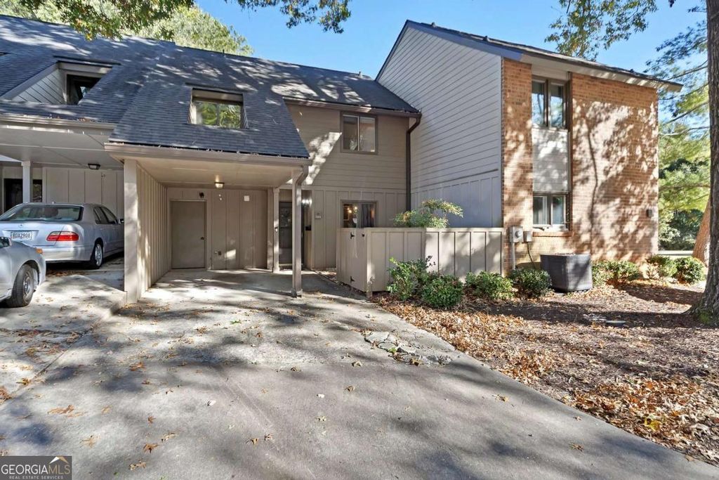 Photo of 2484 Cedar Canyon Road SE, Marietta, GA 30067 (MLS # 10631298)