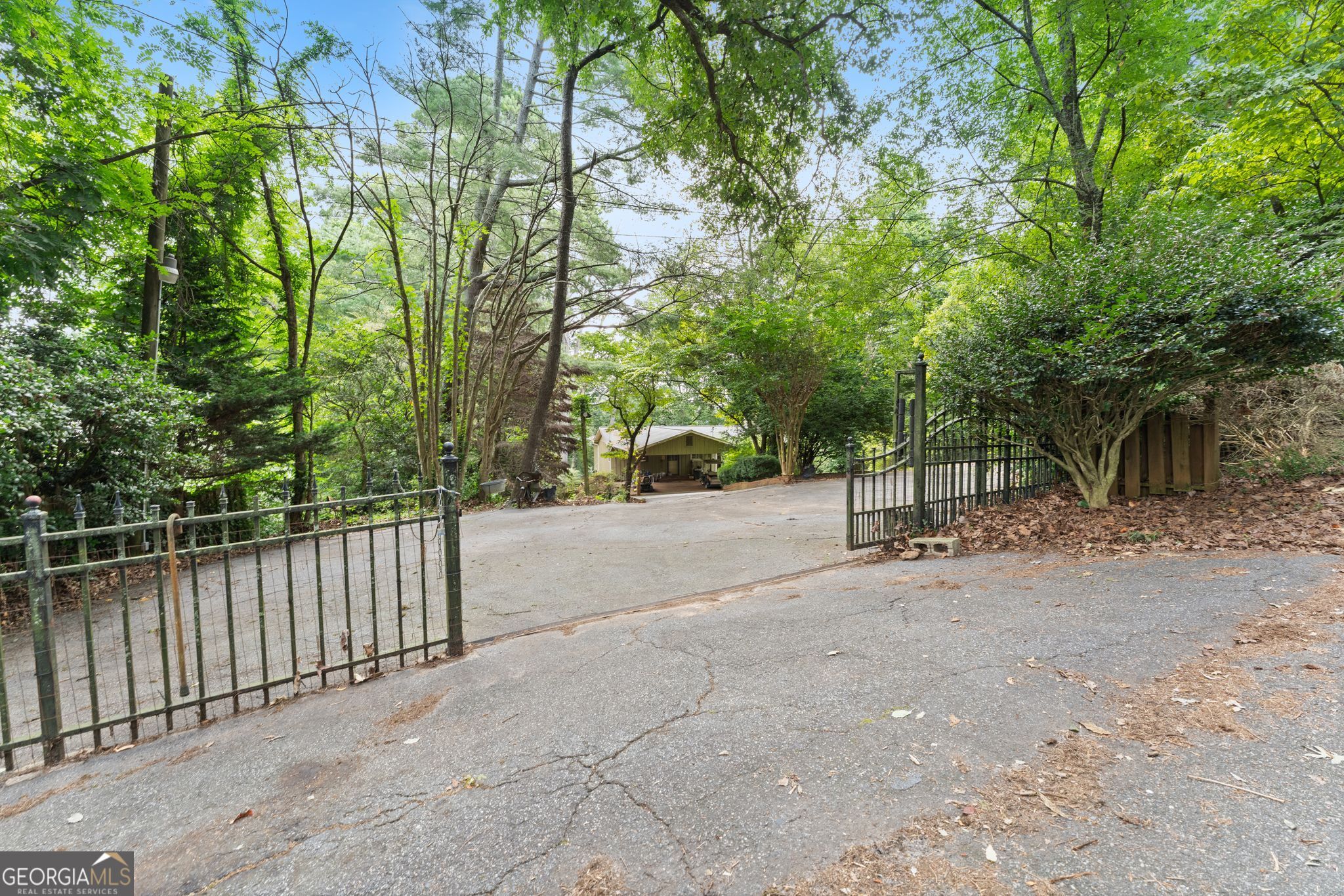 1640 Williams CIR