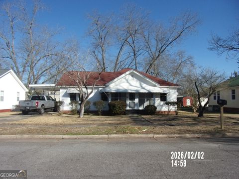 Photo of 108 R Street SW, Thomaston, GA 30286 (MLS # 10709589)