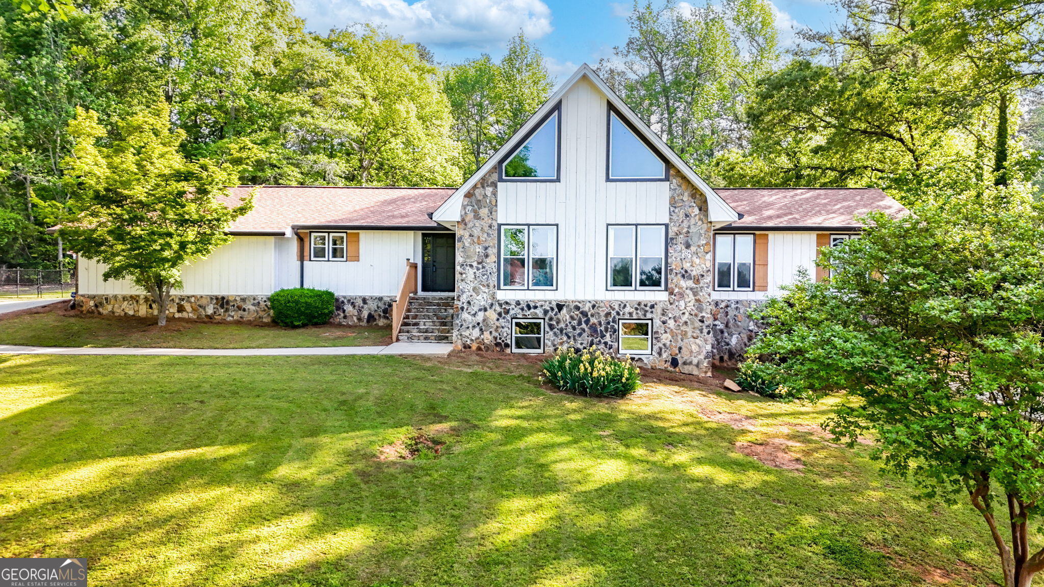 3222 Bay View DR