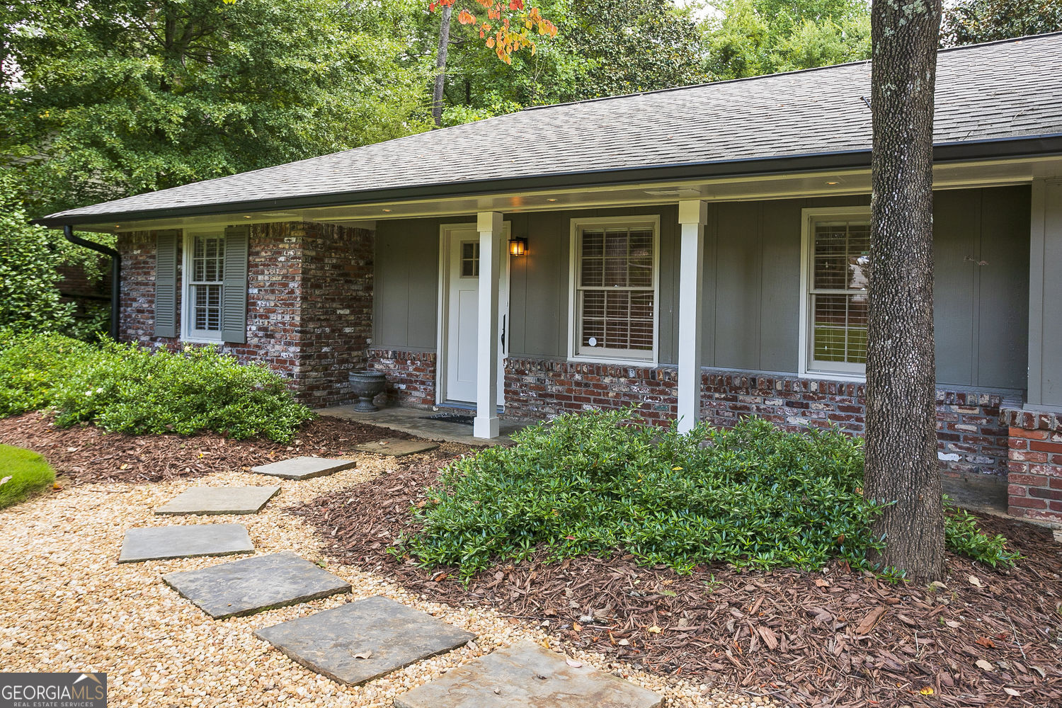 4000 Lower Roswell RD
