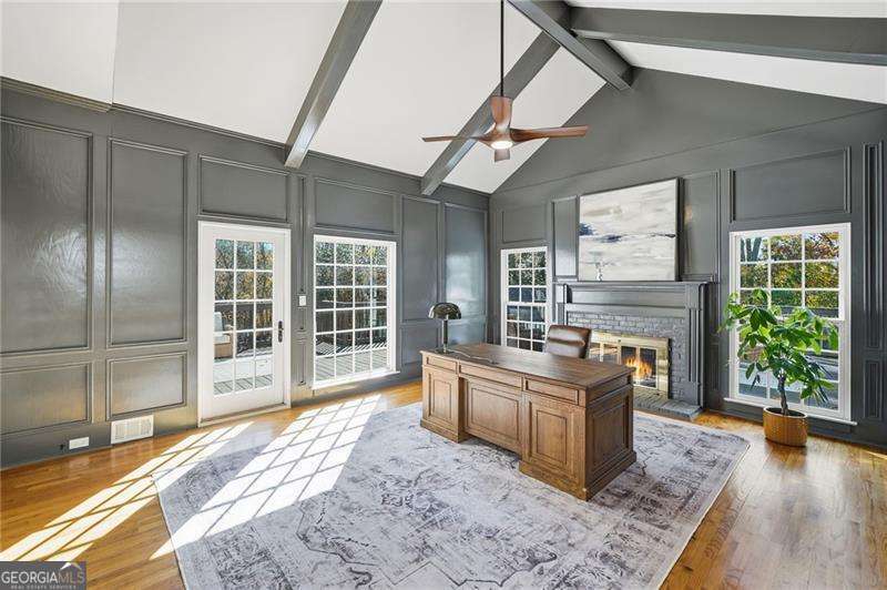 Huntcliff - Residential