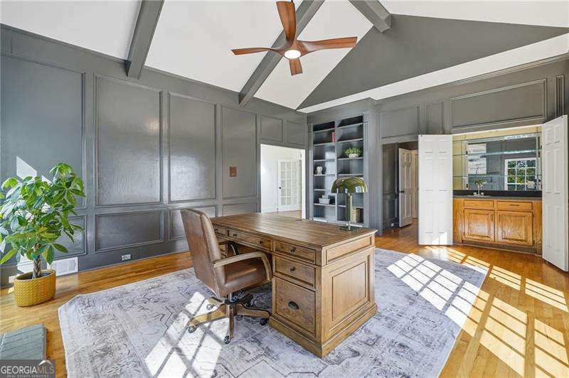 Huntcliff - Residential