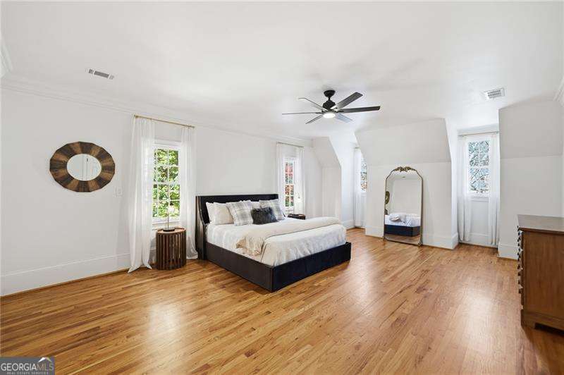 Huntcliff - Residential