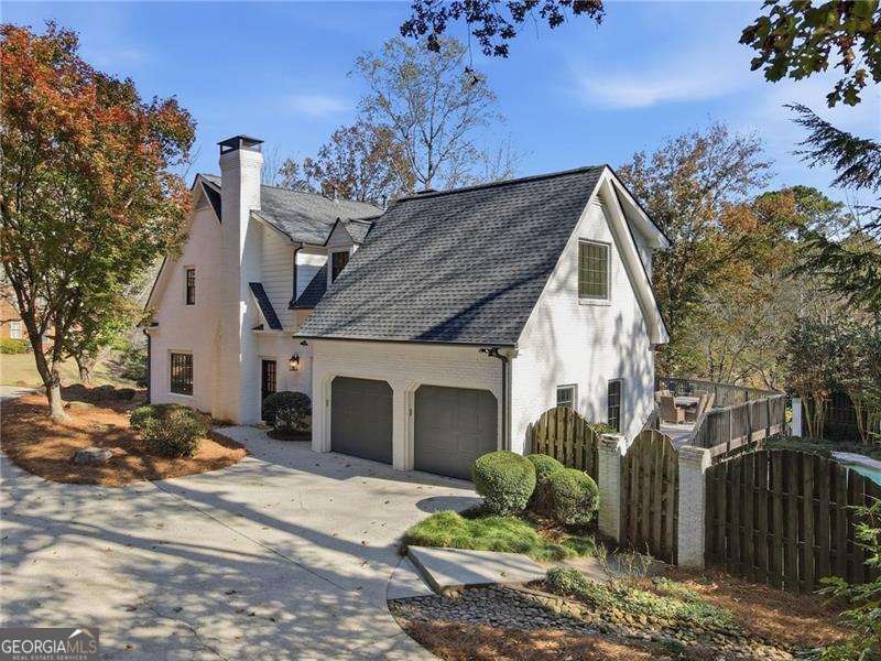 Huntcliff - Residential