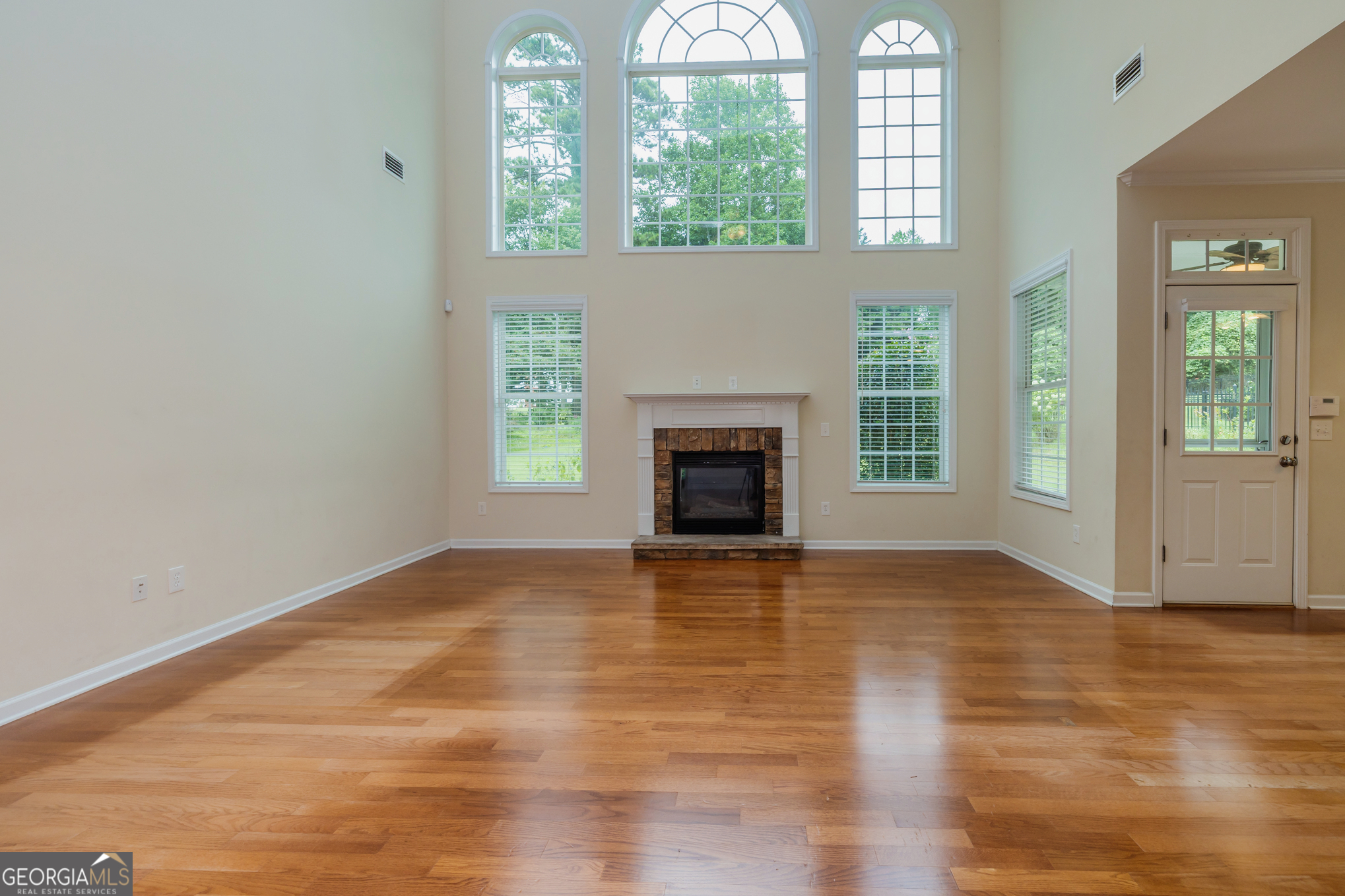 103 Thornbrook CT