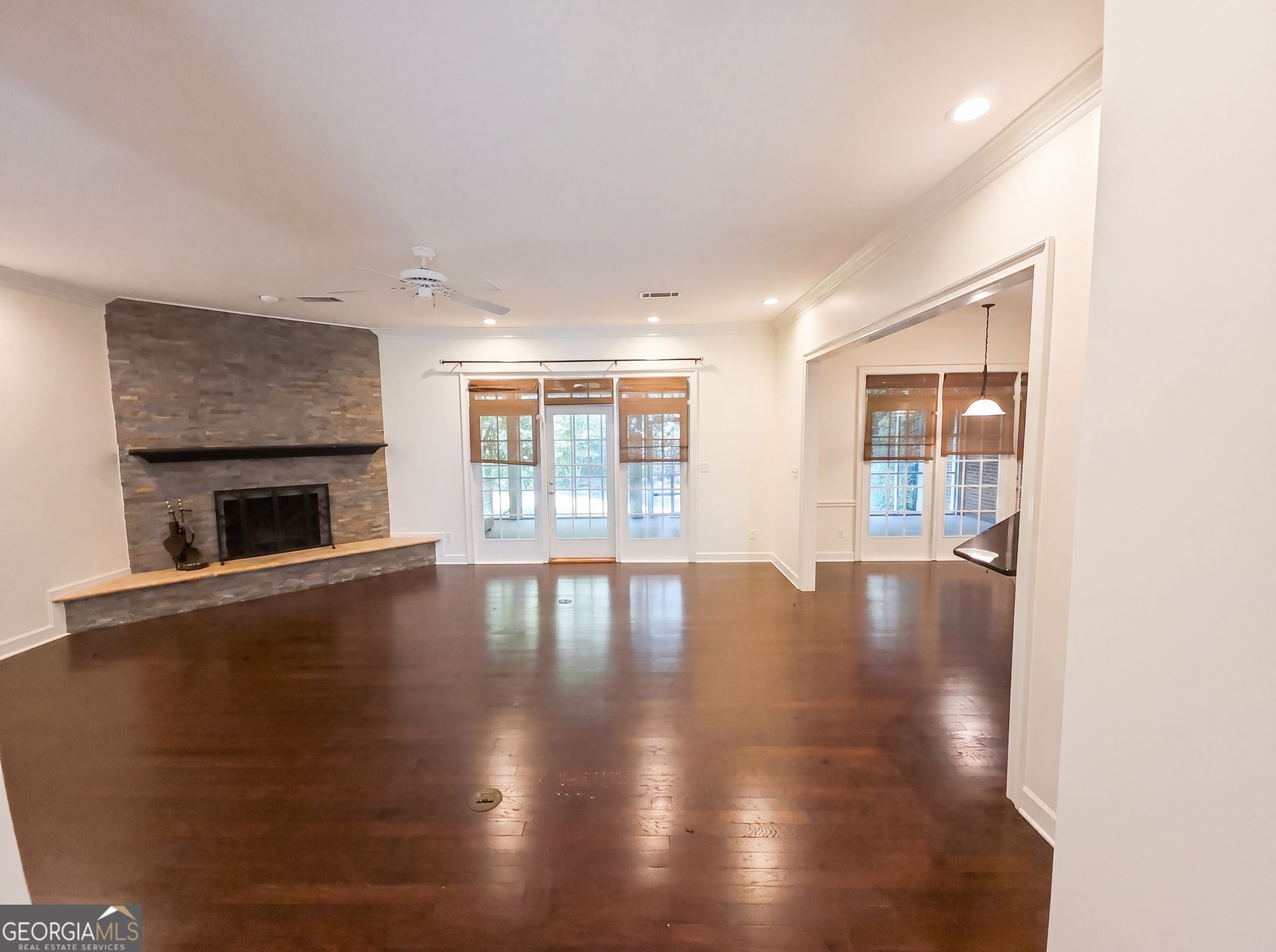 2109 Cumberland LN