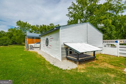 A home in Rising Fawn