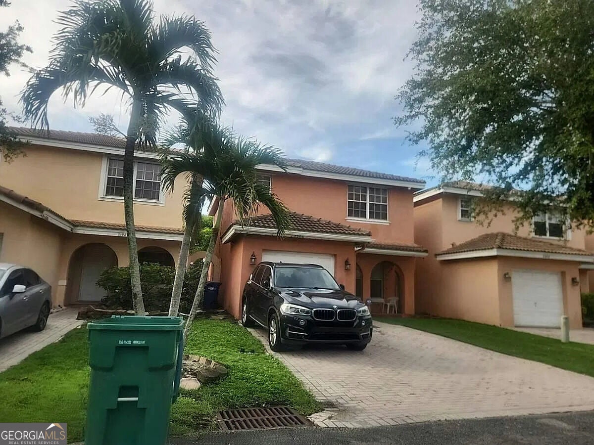 7200 Sienna Ridge LN
