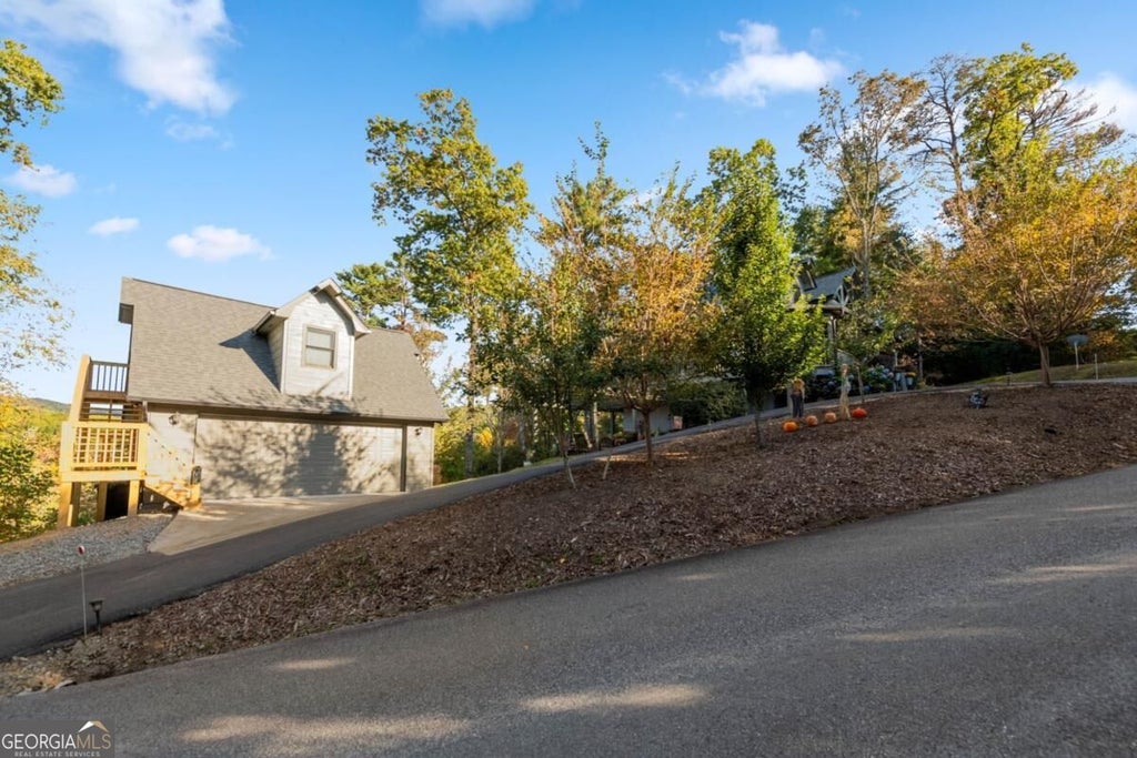 Photo of 709 Laurel Creek Trail, Blue Ridge, GA 30513 (MLS # 10850455)