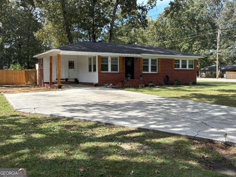 Photo of 2 Sandy Beach Terrace NW, Rome, GA 30165 (MLS # 10785603)