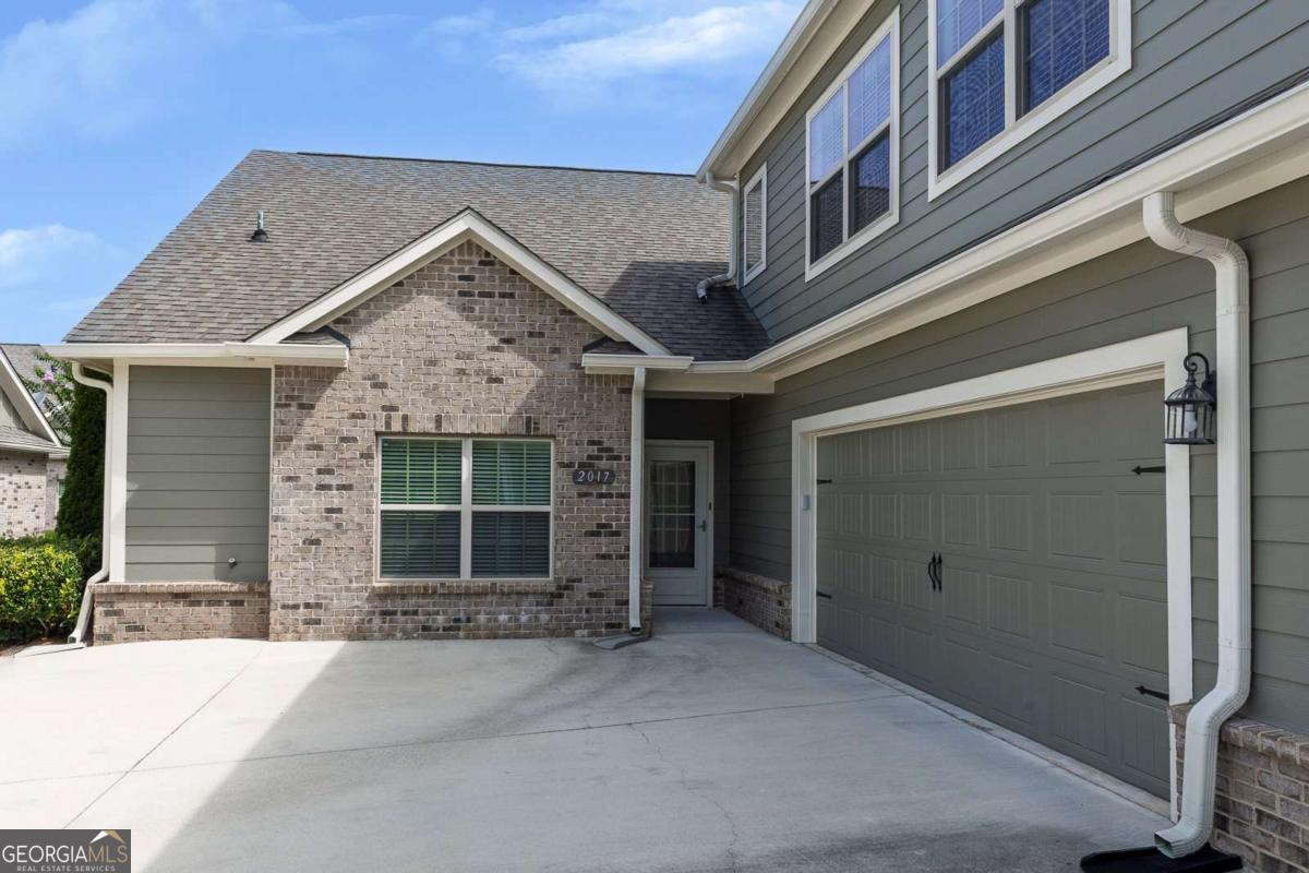 2017 Grove Field LN 15