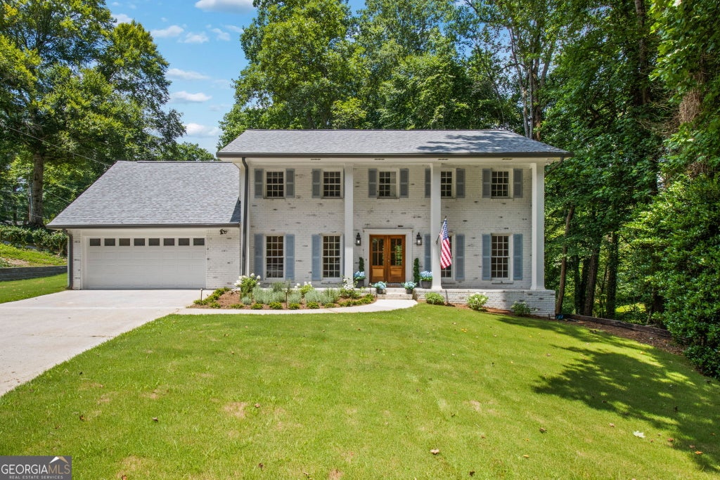 Photo of 2034 Starfire Drive NE, Atlanta, GA 30345 (MLS # 10839782)