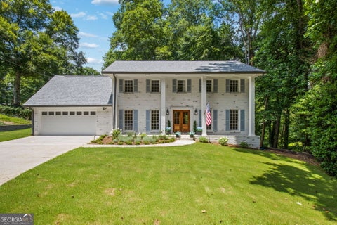 Photo of 2034 Starfire Drive NE, Atlanta, GA 30345 (MLS # 10839782)