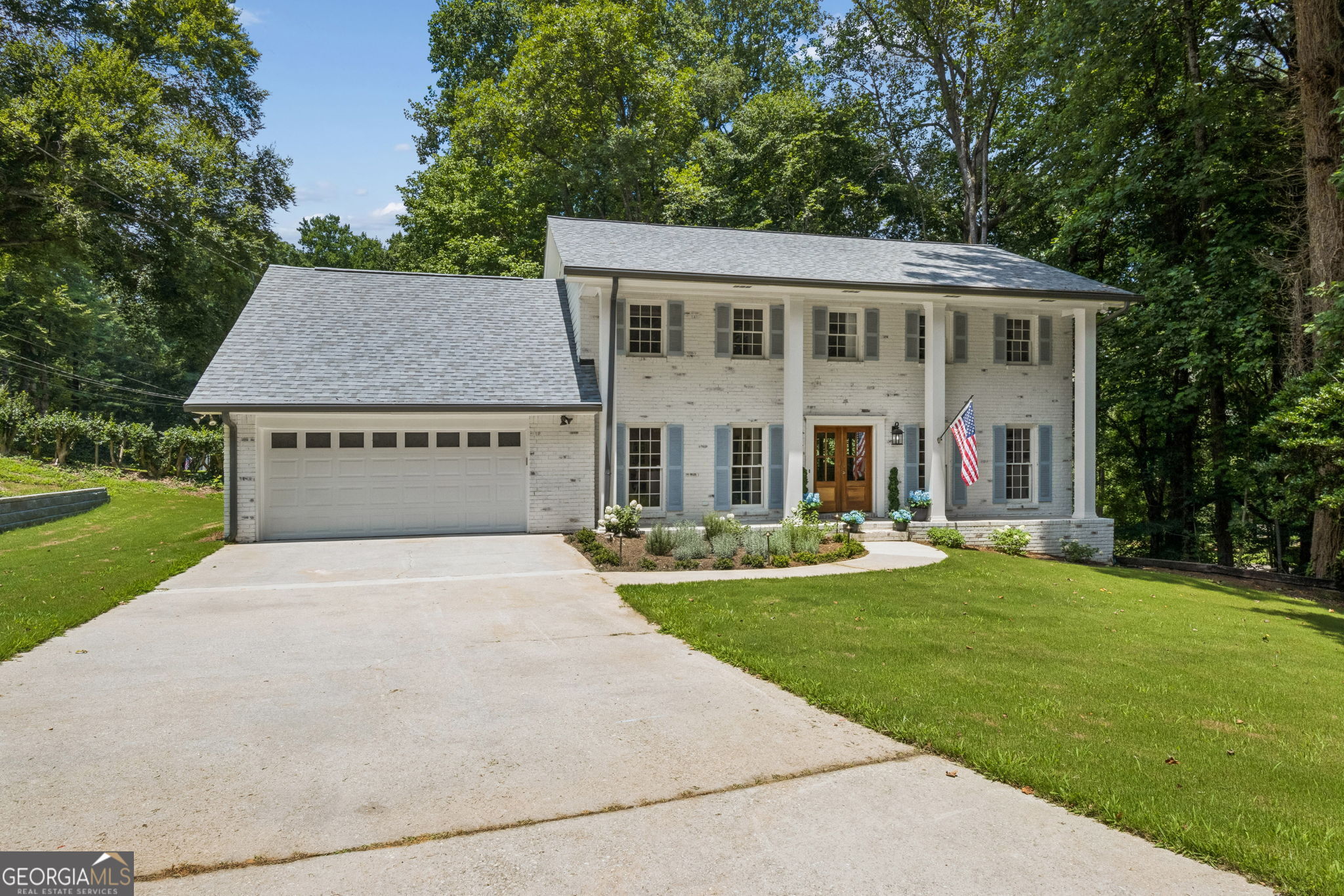 2034 Starfire DR NE