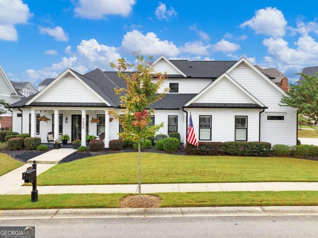 Photo of 5634 Autumn Flame Drive, Braselton, GA 30517 (MLS # 10651365)