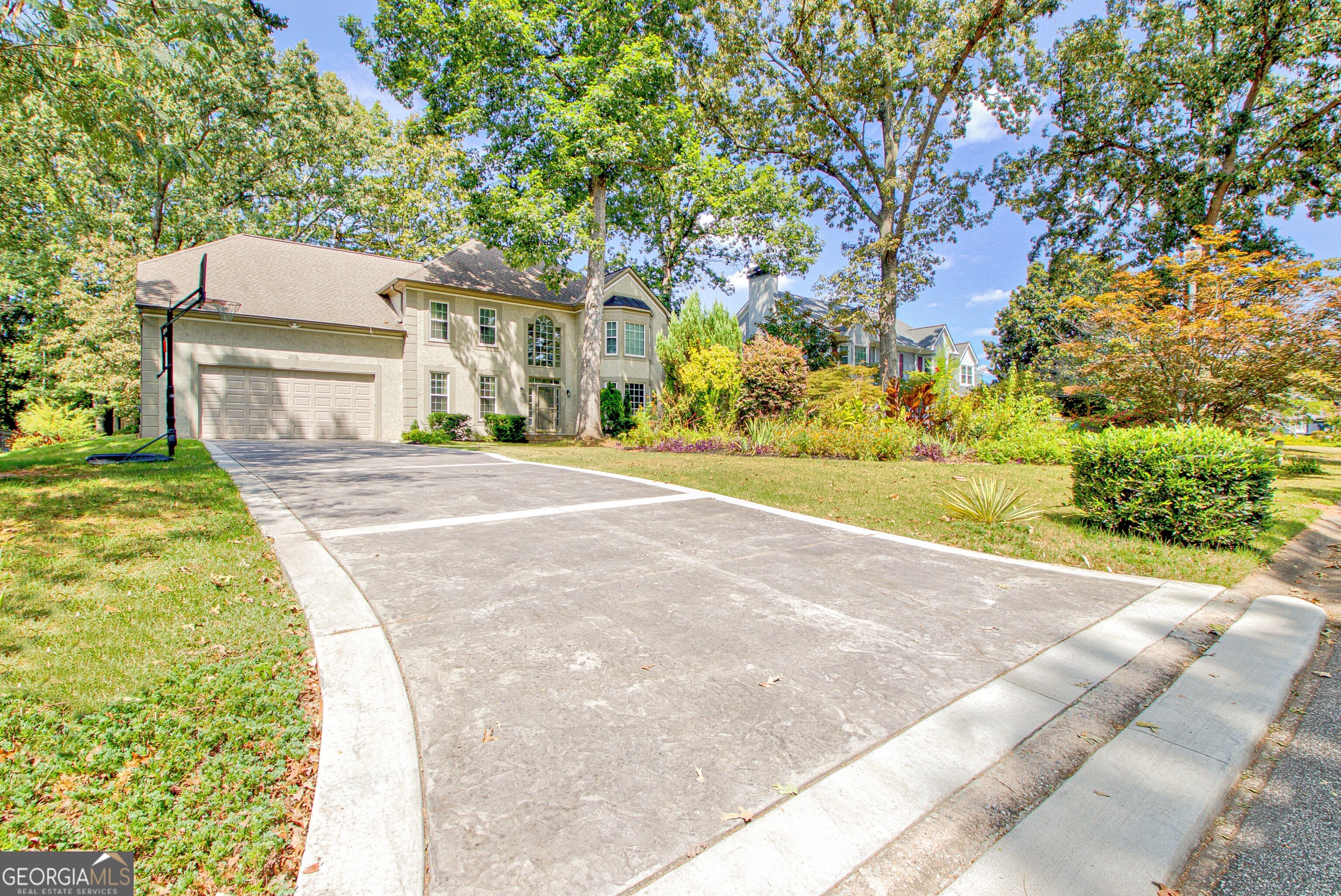 313 Evian WAY