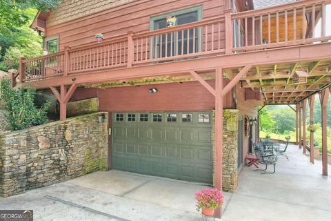 A home in Hiawassee