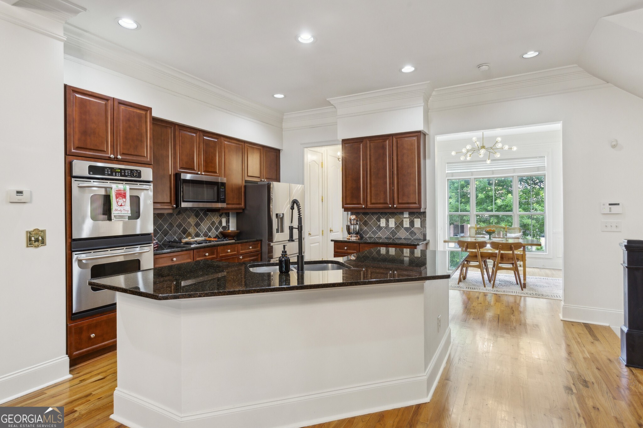 2442 Crescent Park CT