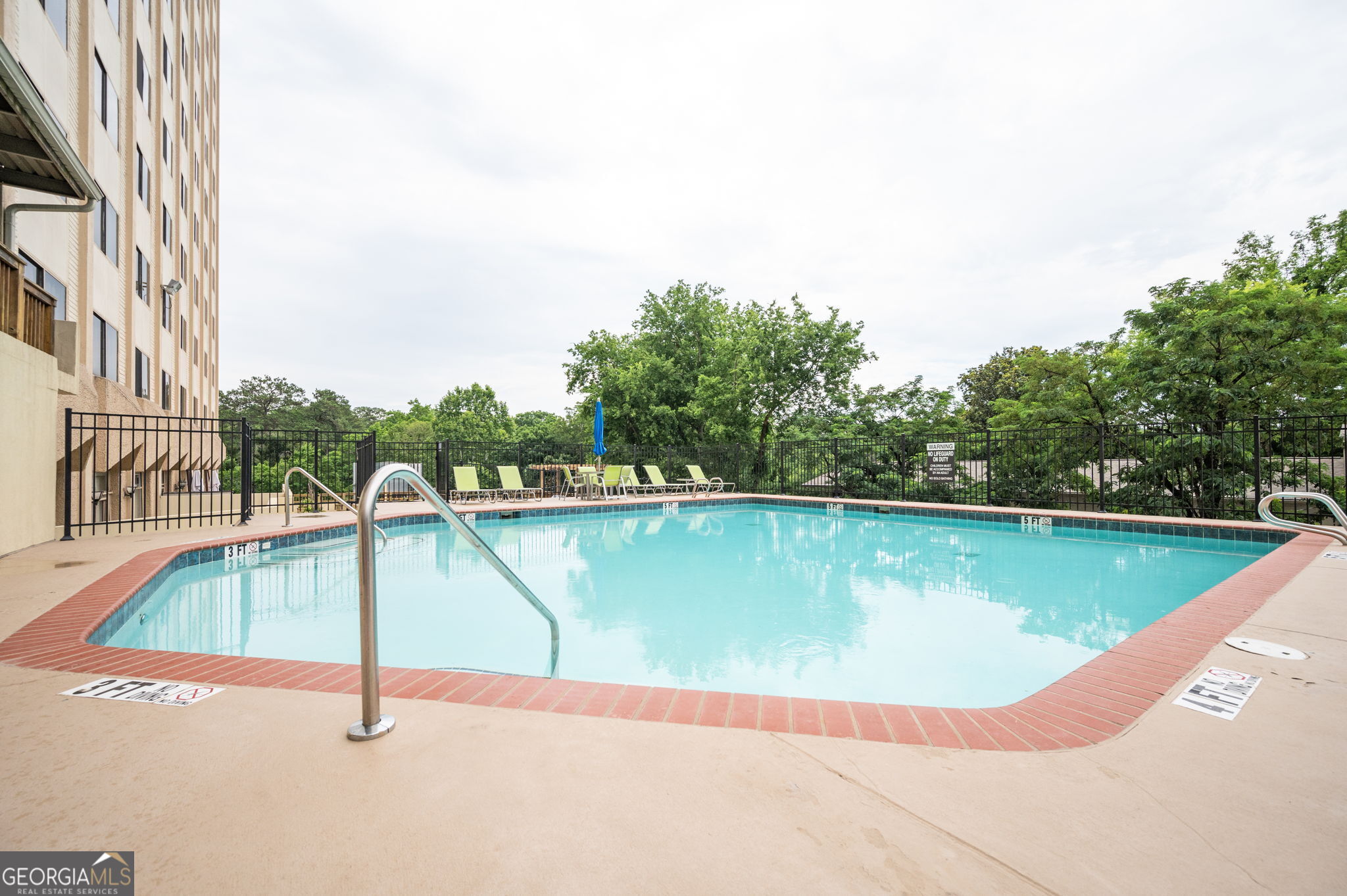 Atlanta, Georgia 30305, United States, 1 Bedroom Bedrooms, ,1 BathroomBathrooms,Residential,Active,36714