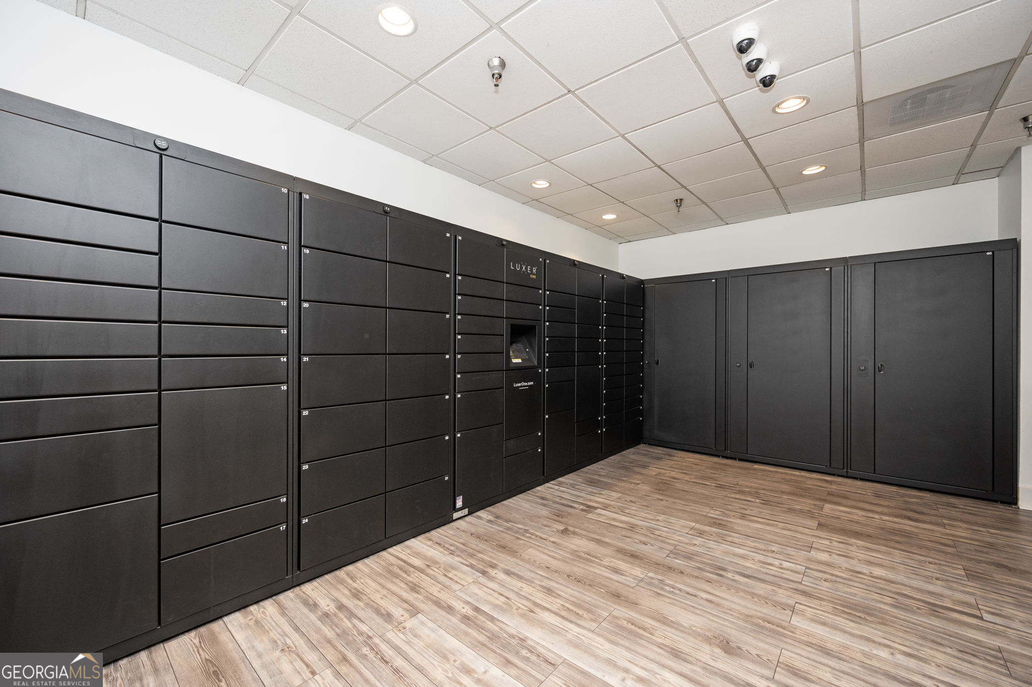 Atlanta, Georgia 30305, United States, 1 Bedroom Bedrooms, ,1 BathroomBathrooms,Residential,Active,36714