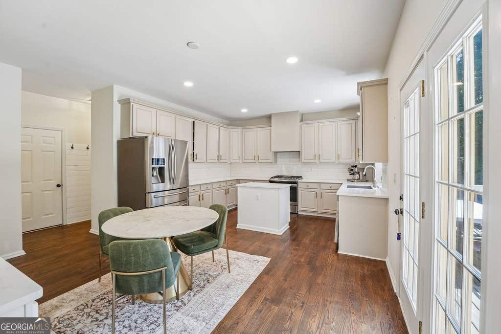 Photo of 1305 Rosewood Drive, ALPHARETTA, GA 30005 (MLS # 10818788)
