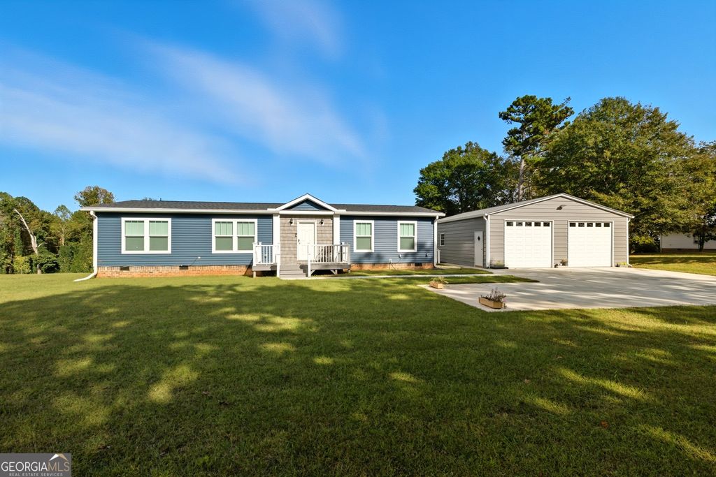 Photo of 219 Eastanollee Road, Eastanollee, GA 30538 (MLS # 10764167)