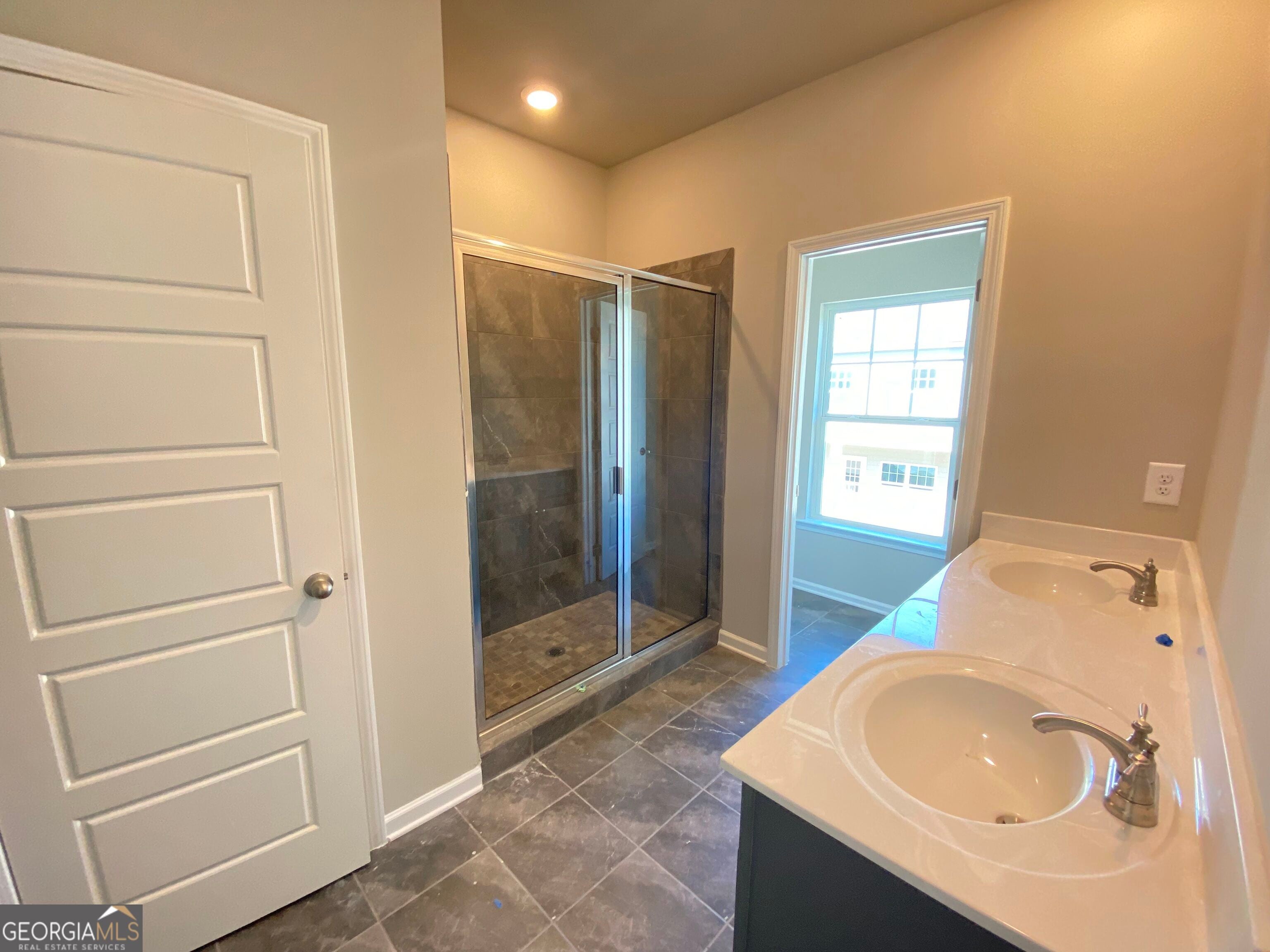 3571 Saddleback DR