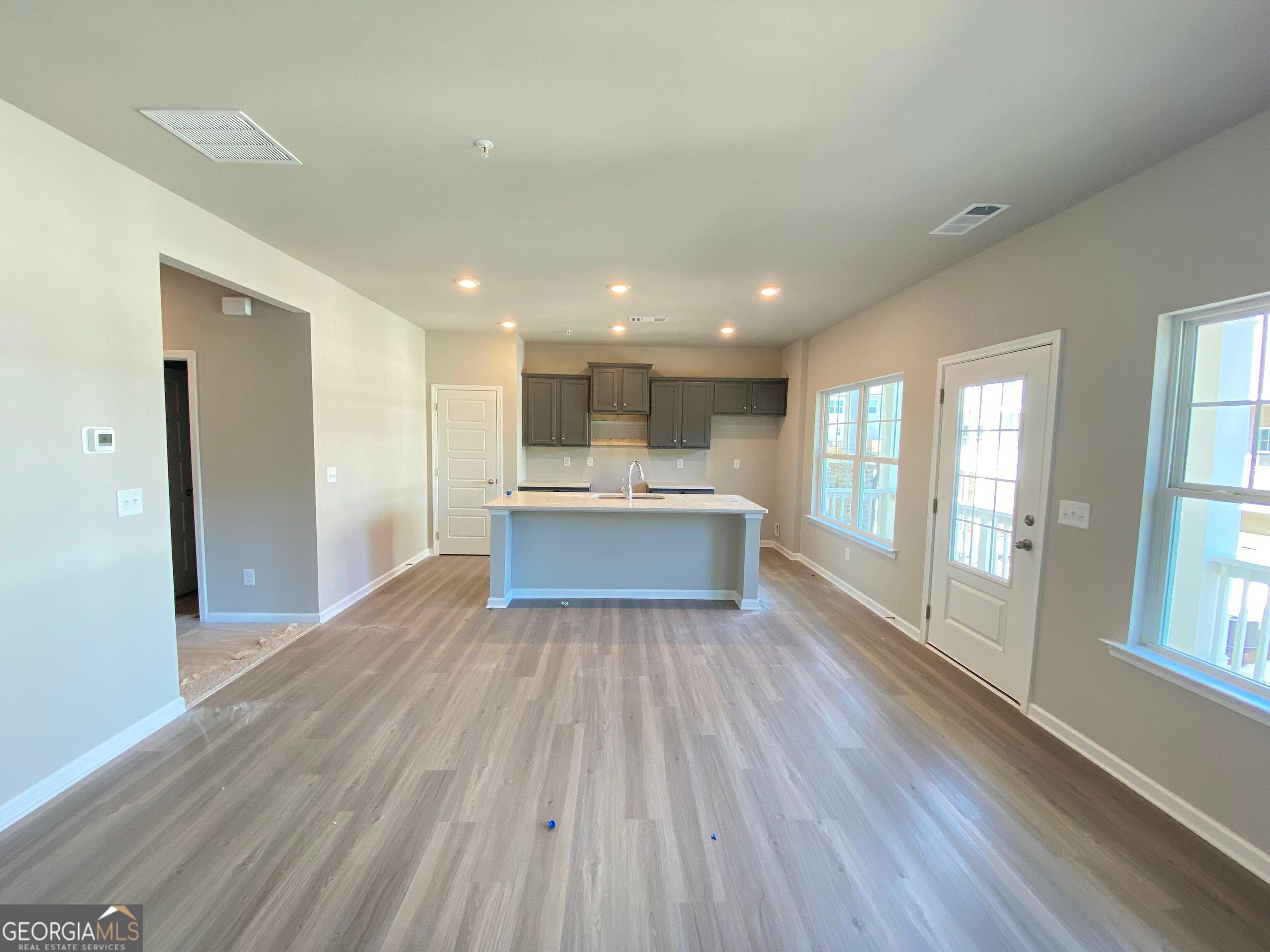 3571 Saddleback DR