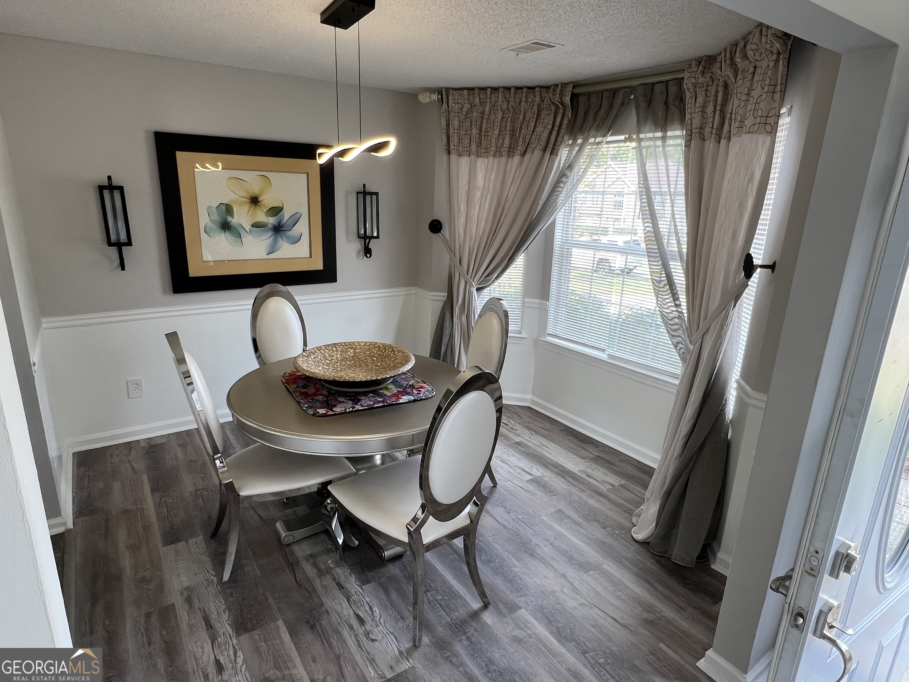 509 Vaughan Valley VW