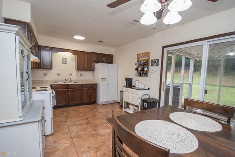 A home in Newnan