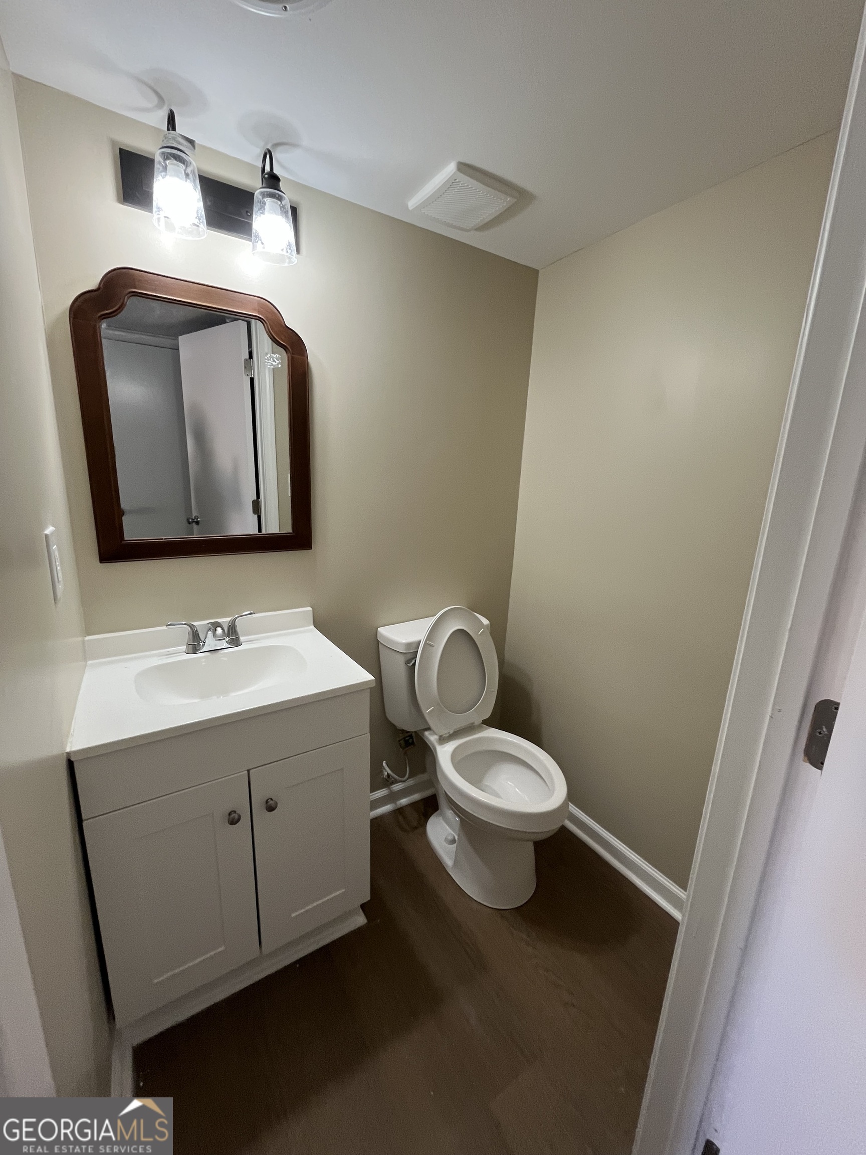 Peyton Place - Residential