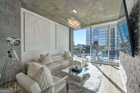 Photo of 400 W Peachtree Street NW #705, Atlanta, GA 30308 (MLS # 10715742)