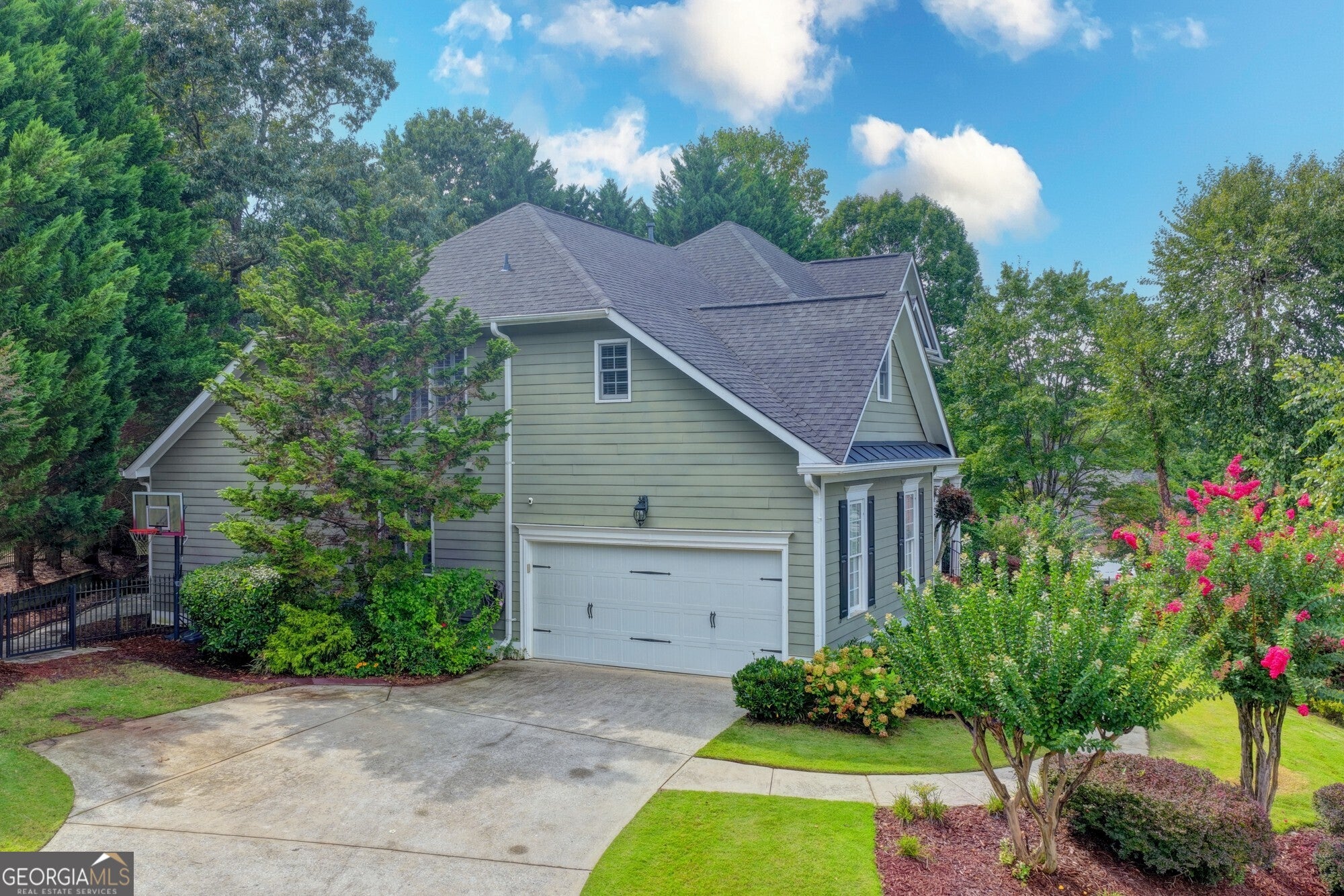 1232 Forest Crest DR